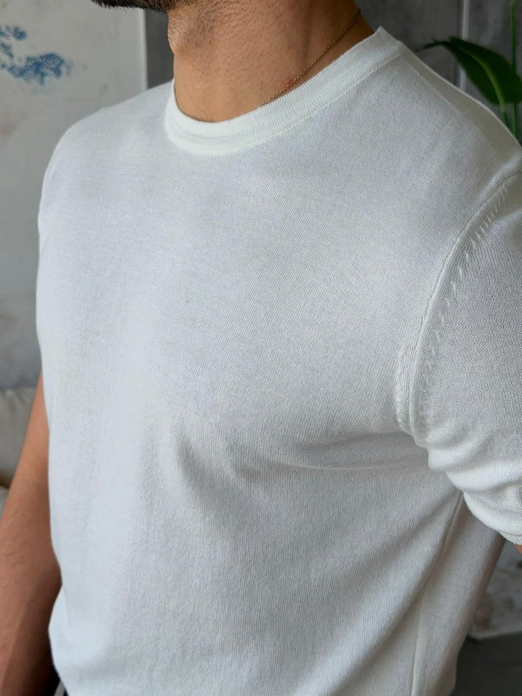 TST WHITE