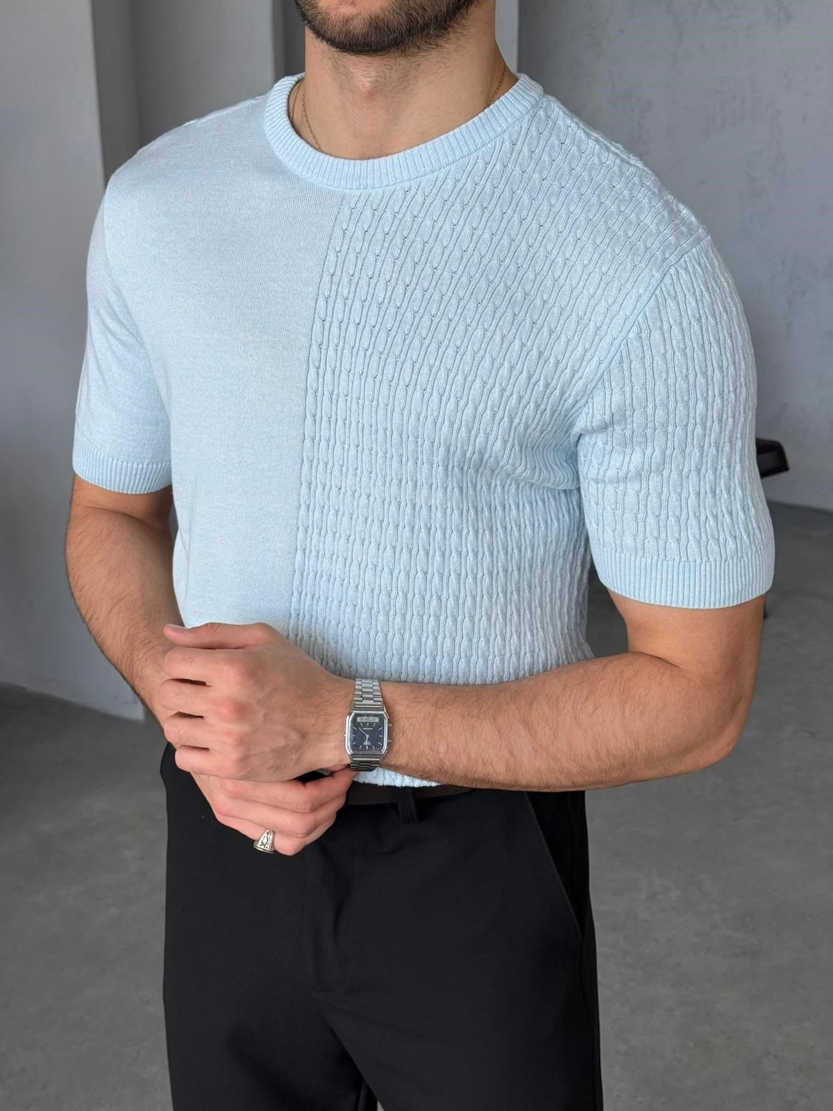 Contrast Knit  T – Baby Blue