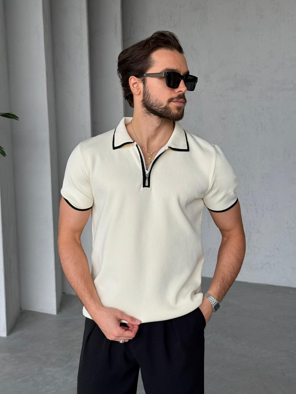 T-Shirt Elegant - Cream | TST.05