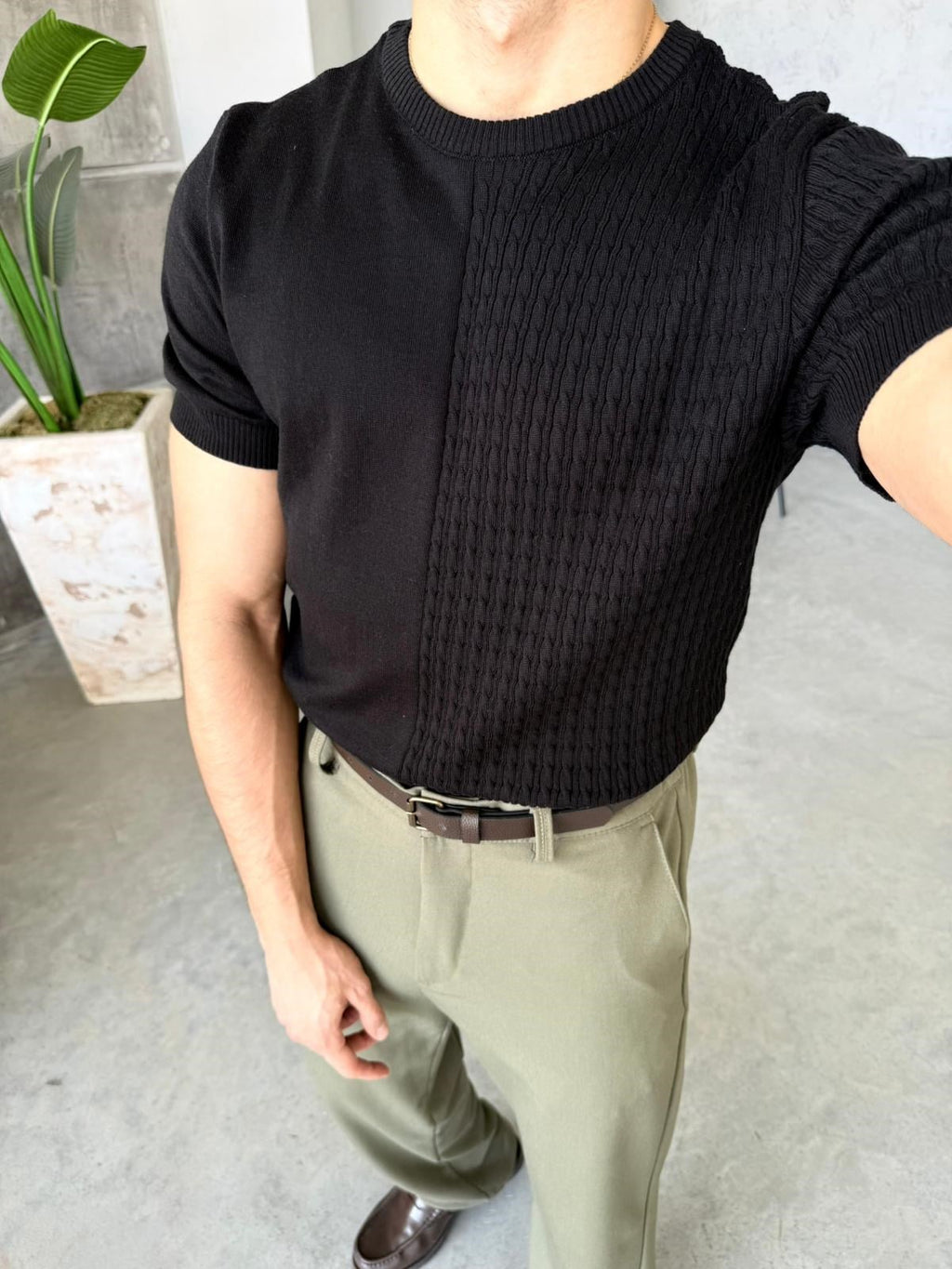 Contrast Knit T – Black | TST.020