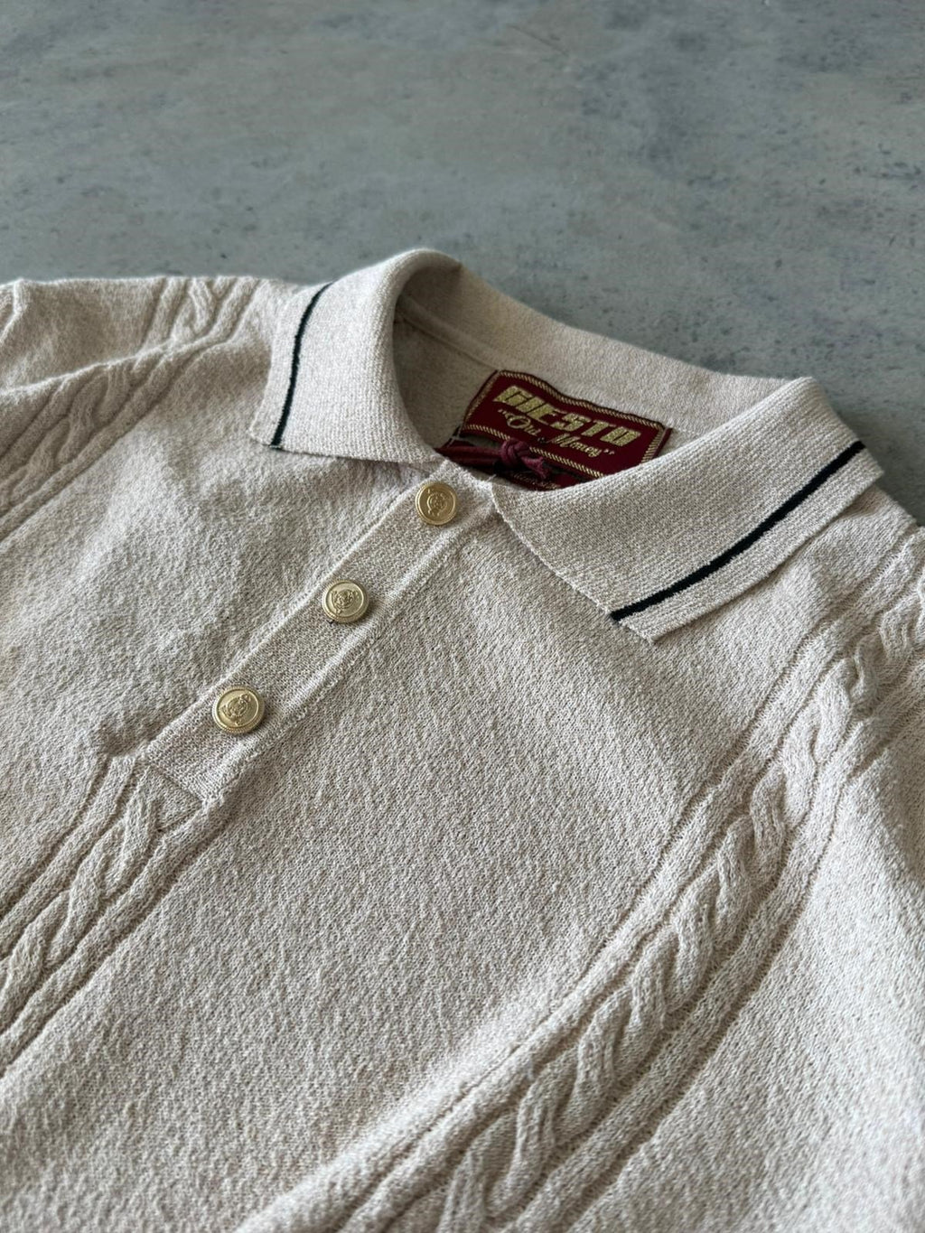 Gold Button Knit Triko – Cream | TST.021