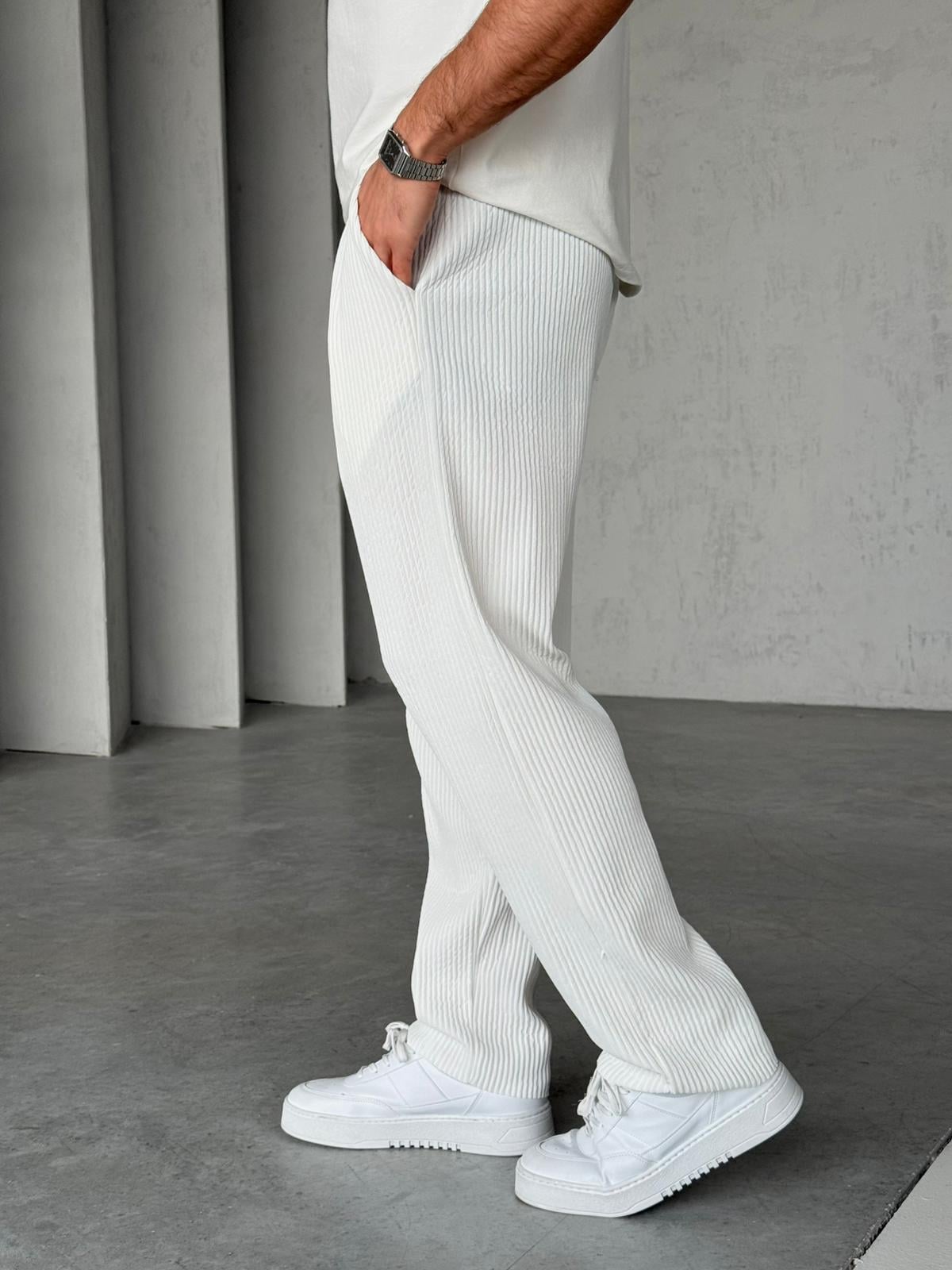 Ribbed Jogger Pants M – White | PNT.07