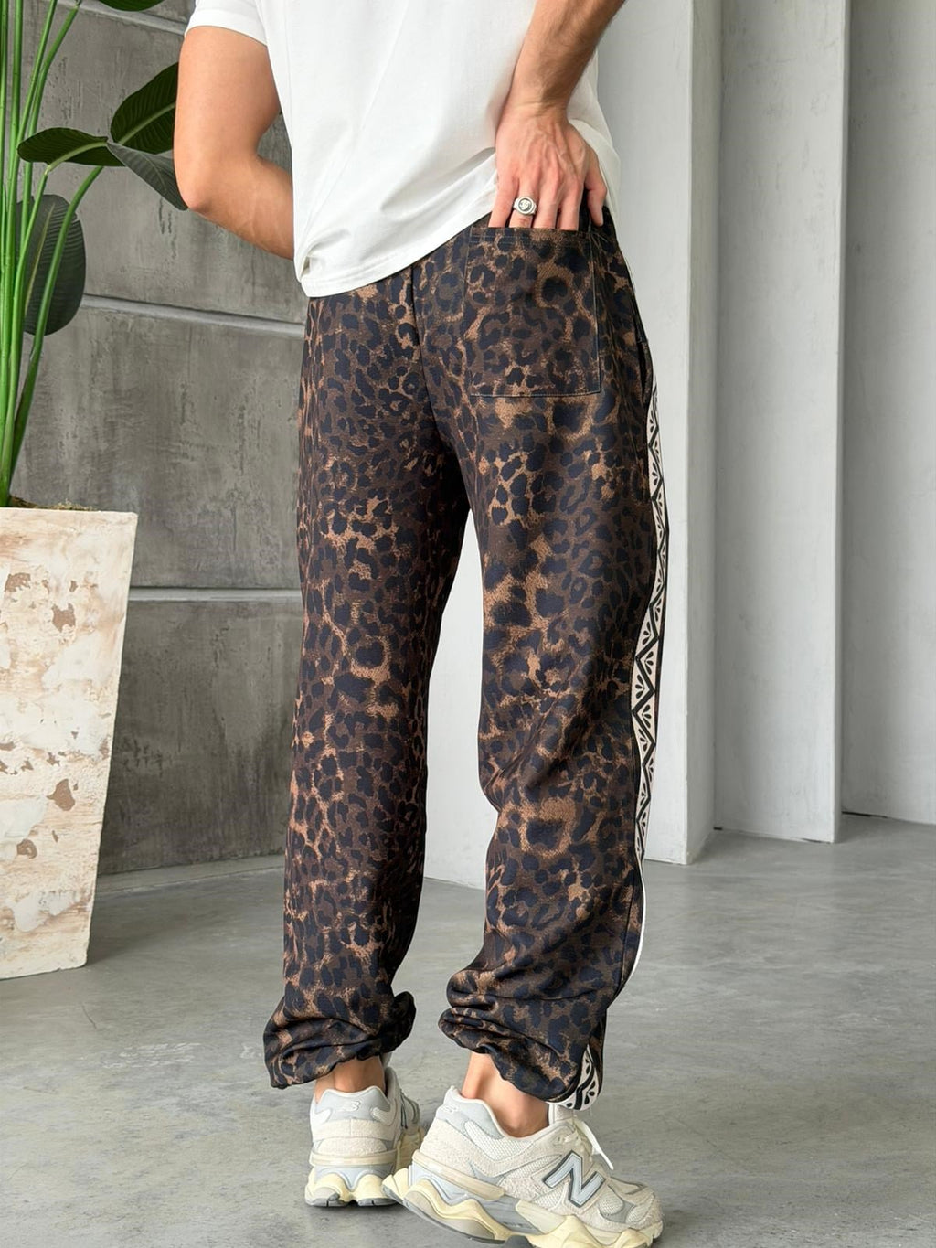 LEO JOGGER