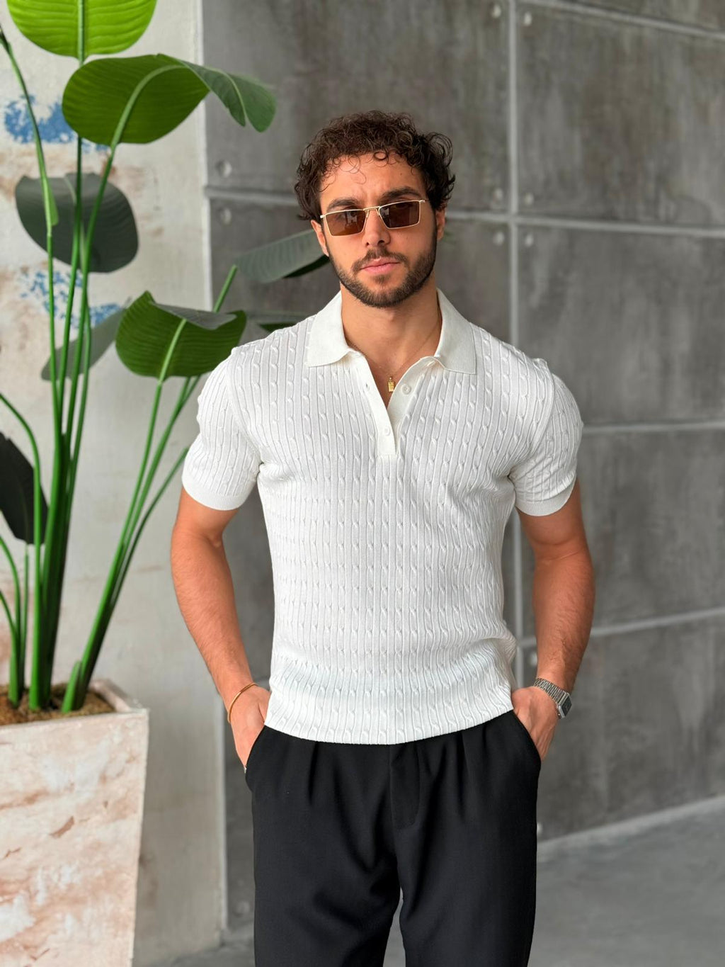 Patterned Polo Knit V – White | TST.017