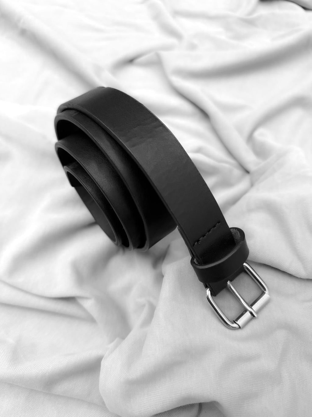 AK100 Thin Plain Black Belt