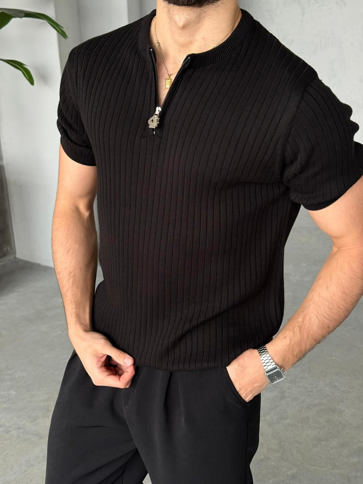 Zip Collar Sweater – Black | TST.08