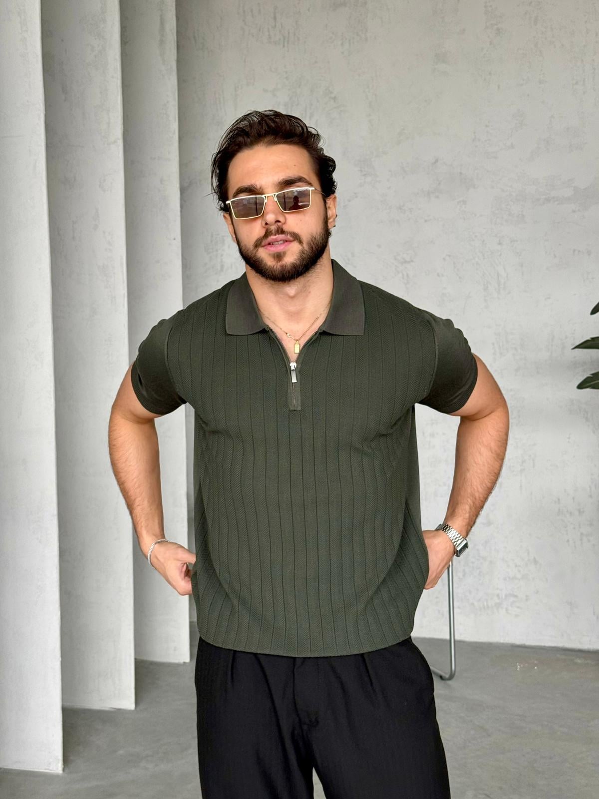 Patterned Zip Polo Knit – Khaki | TST.010