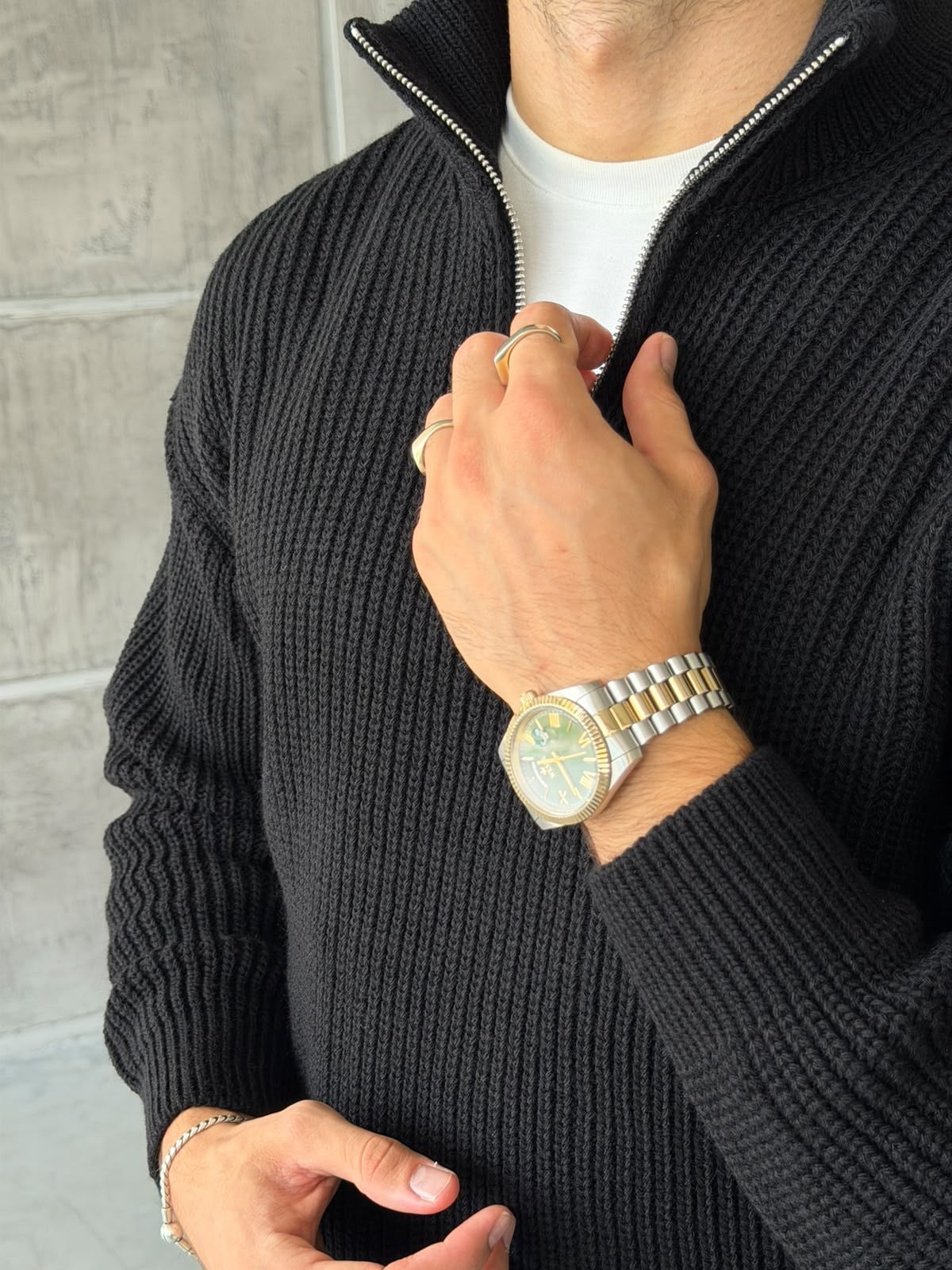Half-Zip Ribbed Knit Sweater - Black
