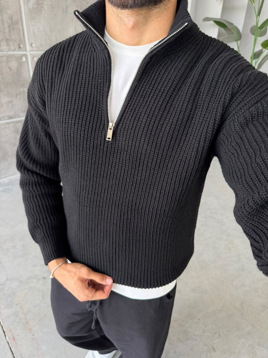 Half-Zip Ribbed Knit Sweater - Black
